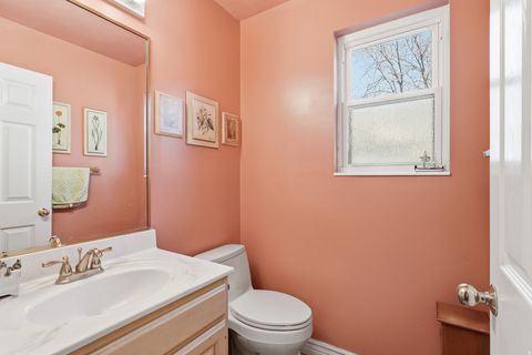 Tiny photo for 2076 SUMMERWOOD DR, Farmington, UT 84025 (MLS # 2145357)