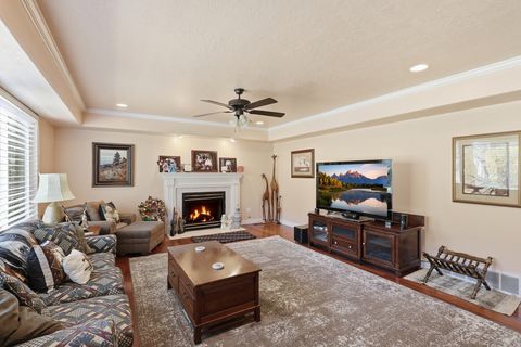 Tiny photo for 2076 SUMMERWOOD DR, Farmington, UT 84025 (MLS # 2145357)