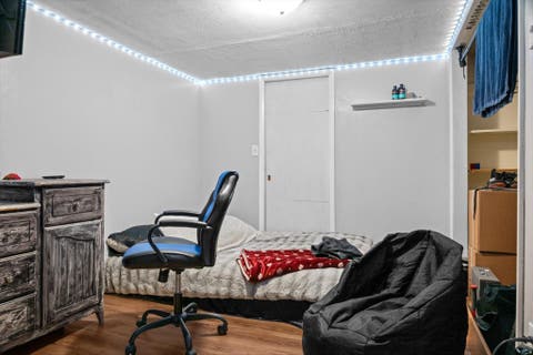 Tiny photo for 2372 S 200 E, Bountiful, UT 84010 (MLS # 2176062)