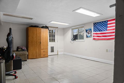 Tiny photo for 2372 S 200 E, Bountiful, UT 84010 (MLS # 2176062)
