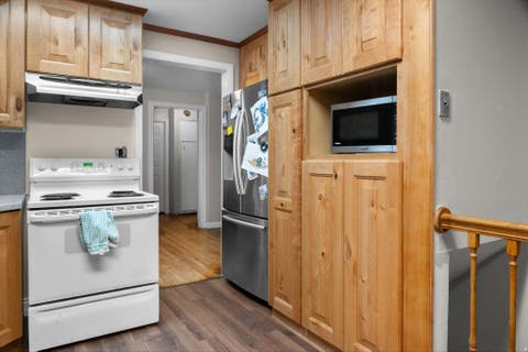 Tiny photo for 2372 S 200 E, Bountiful, UT 84010 (MLS # 2176062)
