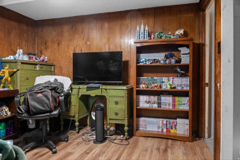 Tiny photo for 2372 S 200 E, Bountiful, UT 84010 (MLS # 2176062)