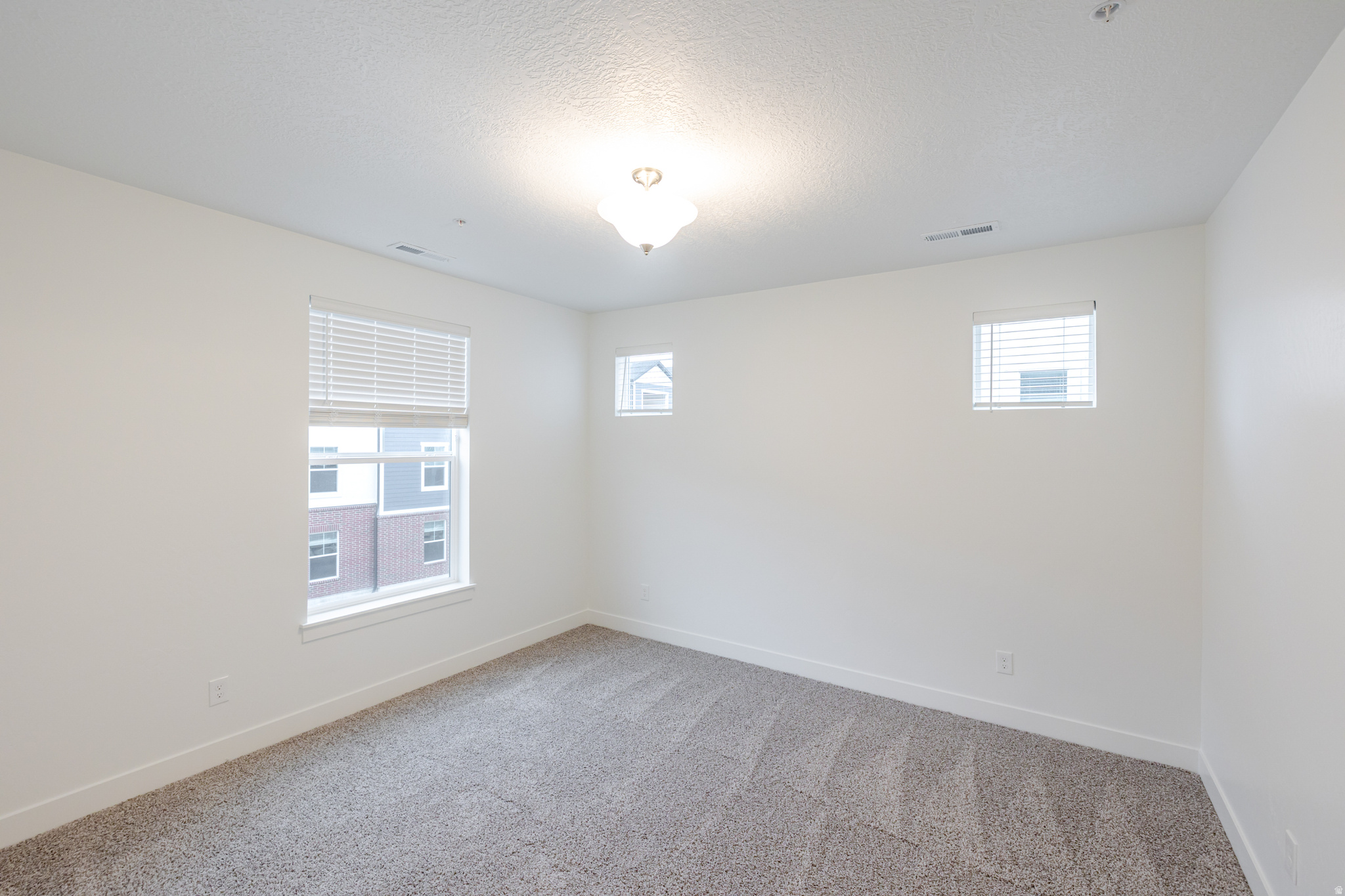 HIGHRIDGE - Residential