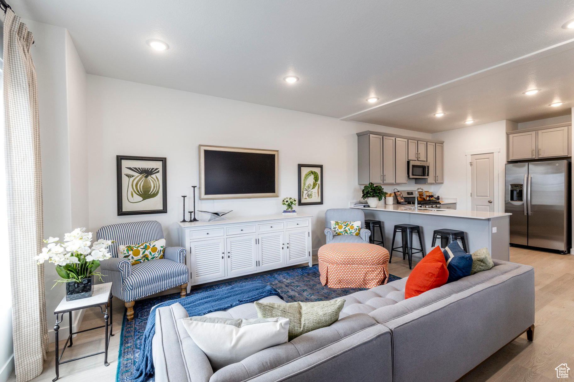 FRANCIS COMMONS TOWNS - Residential