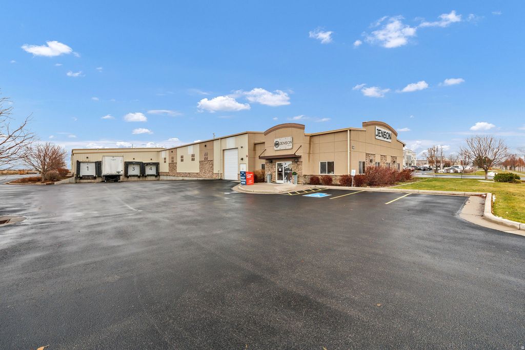 Photo of 1189 W 1700 N #1, Logan, UT 84321 (MLS # 2126063)