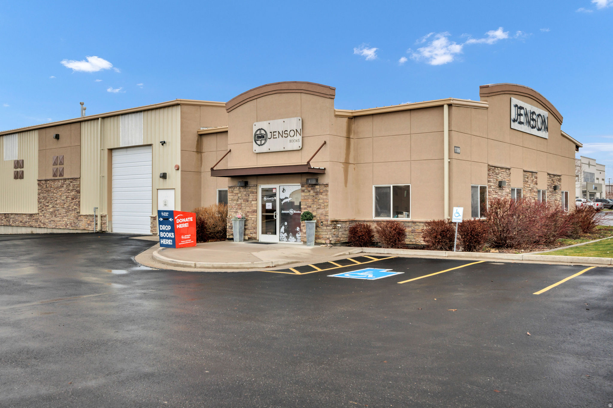 MALOUF SLEEP CONDOMINIUMS - Commercial Lease