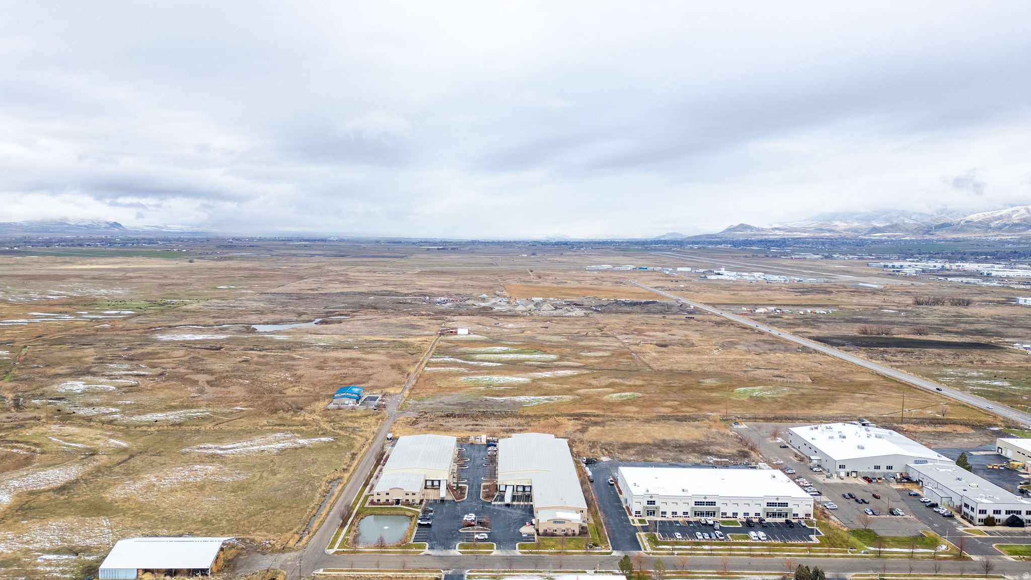 MALOUF SLEEP CONDOMINIUMS - Commercial Lease