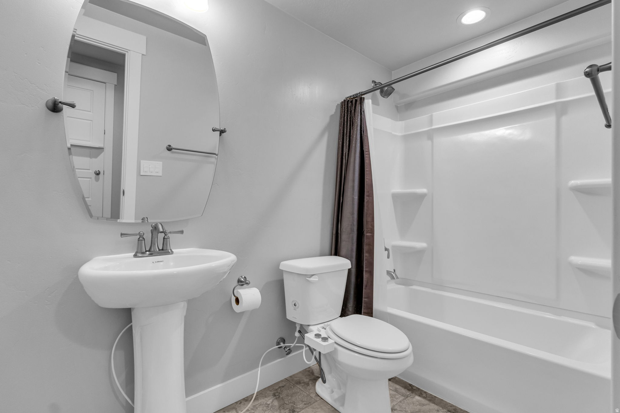 THE EXCHANGE - Residential