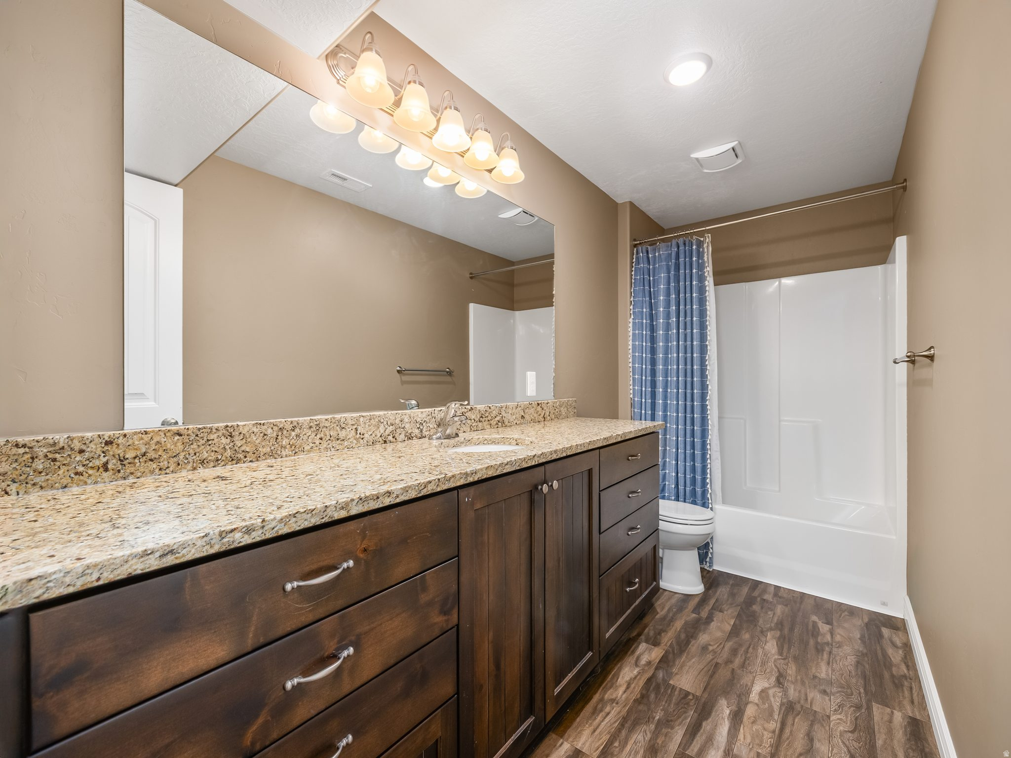 COVINGTON RIDGE - Residential