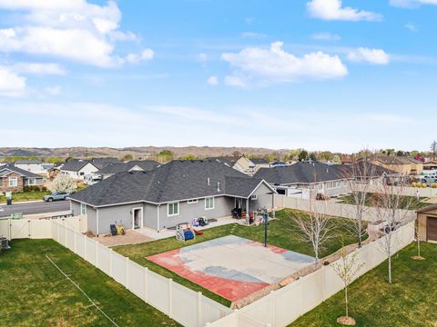 Tiny photo for 813 S 270 E, Nephi, UT 84648 (MLS # 2147675)