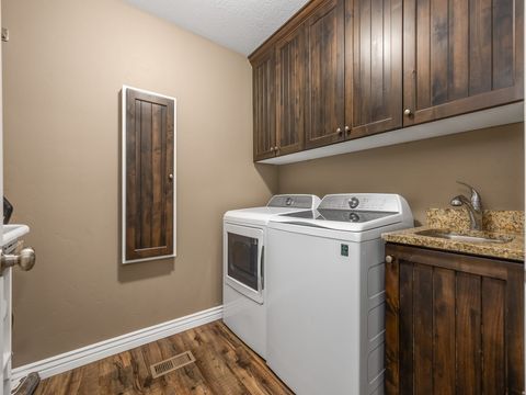 Tiny photo for 813 S 270 E, Nephi, UT 84648 (MLS # 2147675)