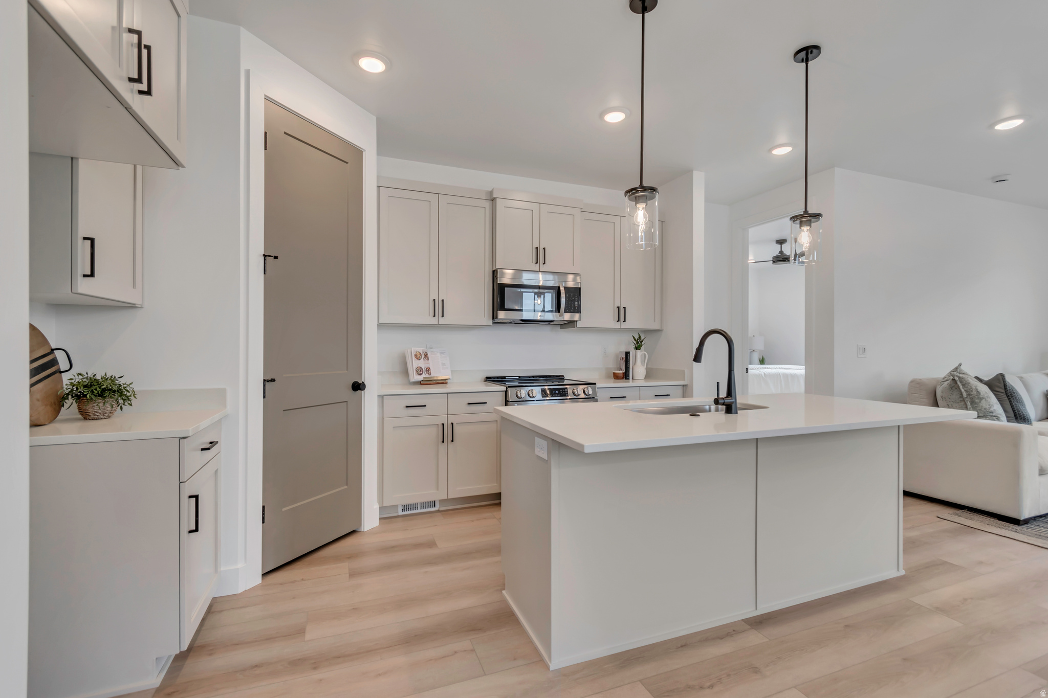 ARROWHEAD RANCH - Residential