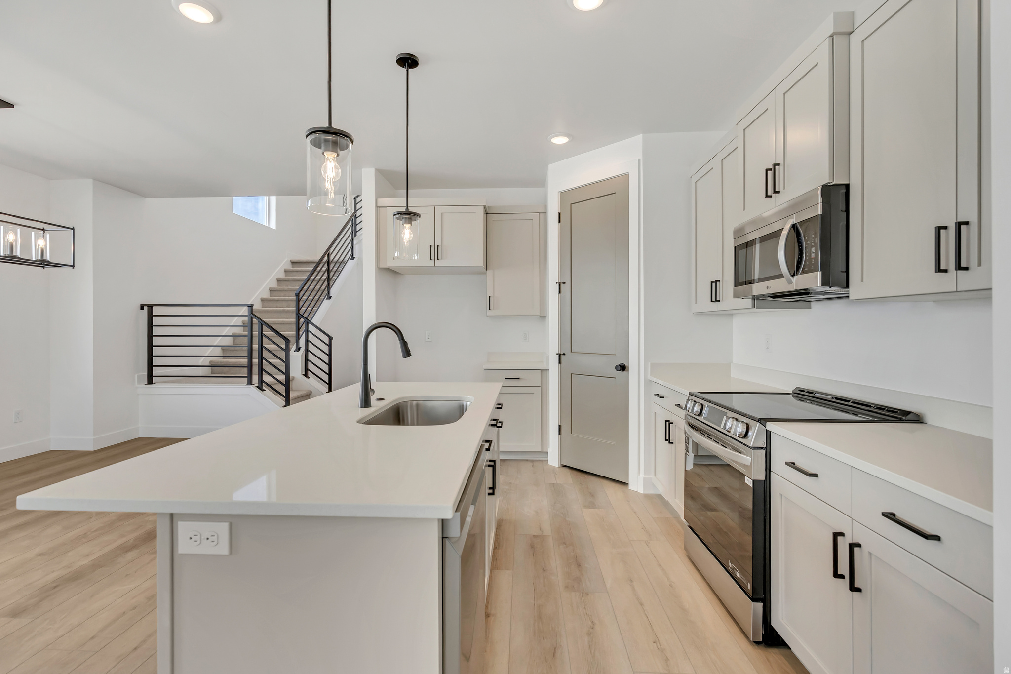 ARROWHEAD RANCH - Residential