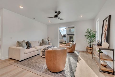 Tiny photo for 1327 N 1475 E E #31, Payson, UT 84651 (MLS # 2135781)