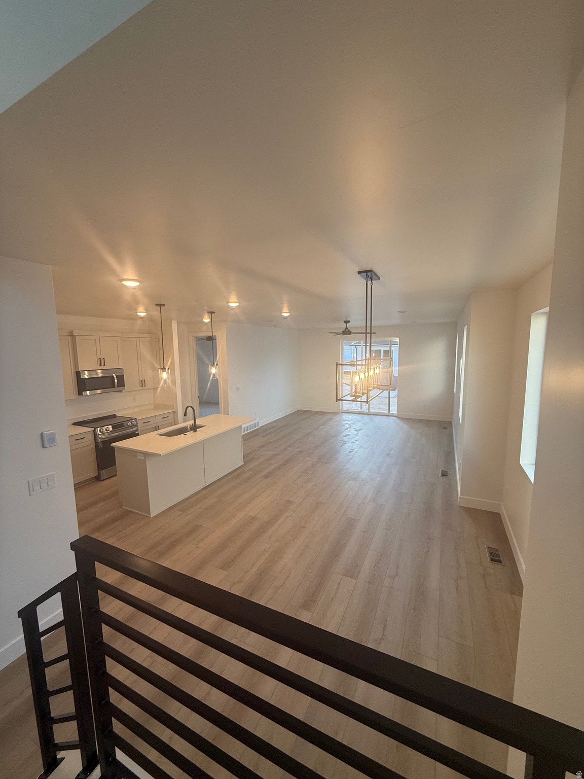 1327 N 1475 HOLW E 31