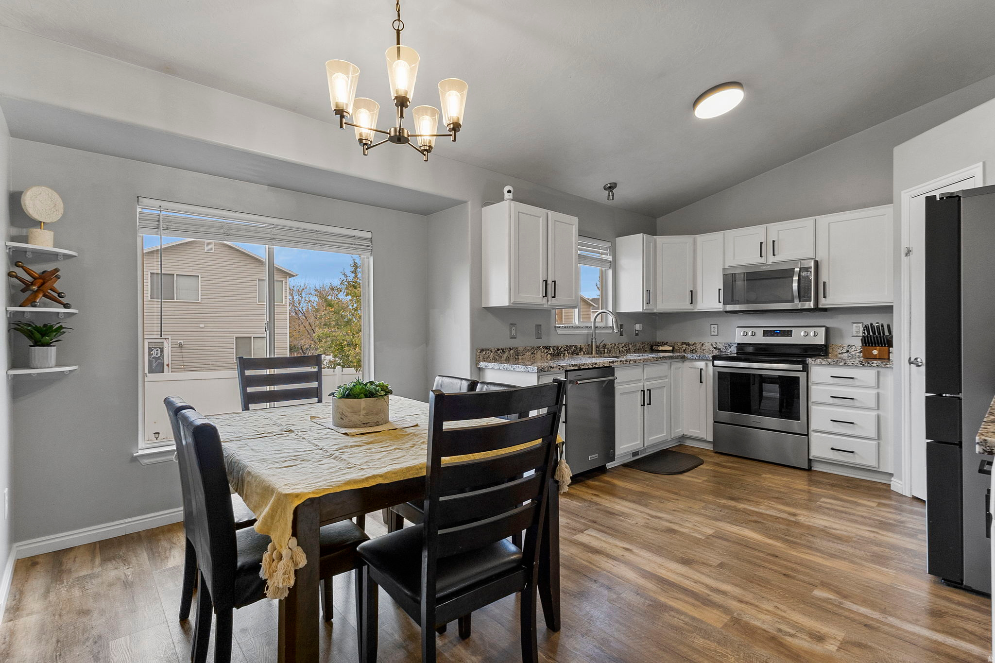 EASTLAND ESTATES - Residential