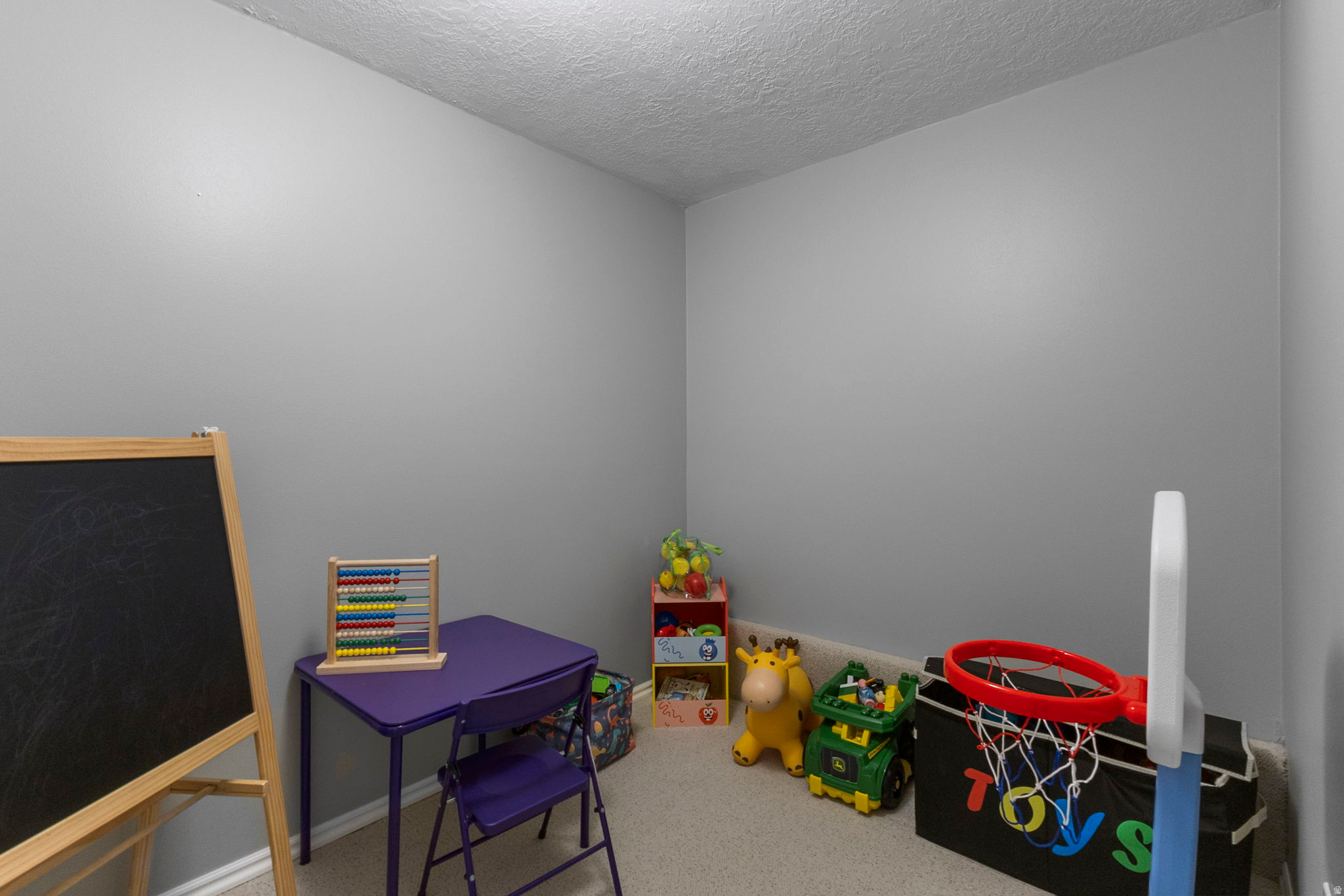 EASTLAND ESTATES - Residential