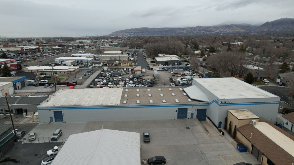 Photo of 139 E 3900 S, Salt Lake City, UT 84107 (MLS # 2136216)