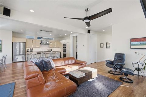 Tiny photo for 2758 S MELBOURNE ST, Salt Lake City, UT 84106 (MLS # 2135156)