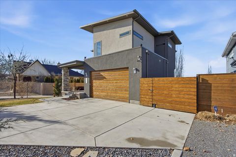 Tiny photo for 2758 S MELBOURNE ST, Salt Lake City, UT 84106 (MLS # 2135156)