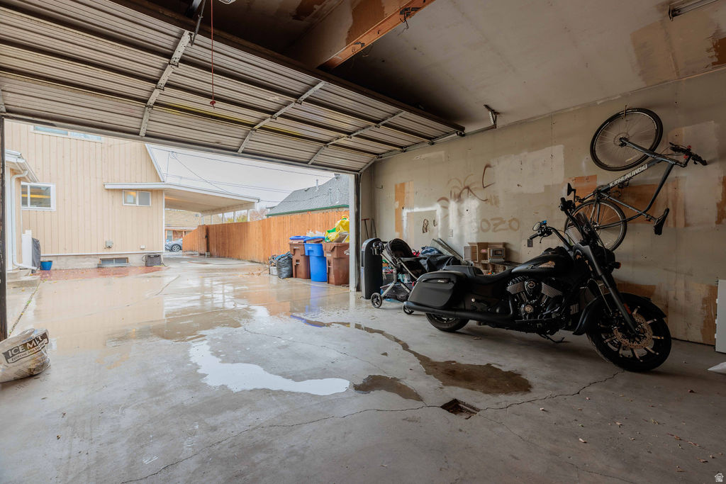 BETWEEN 5TH & 6TH AVE - Residential