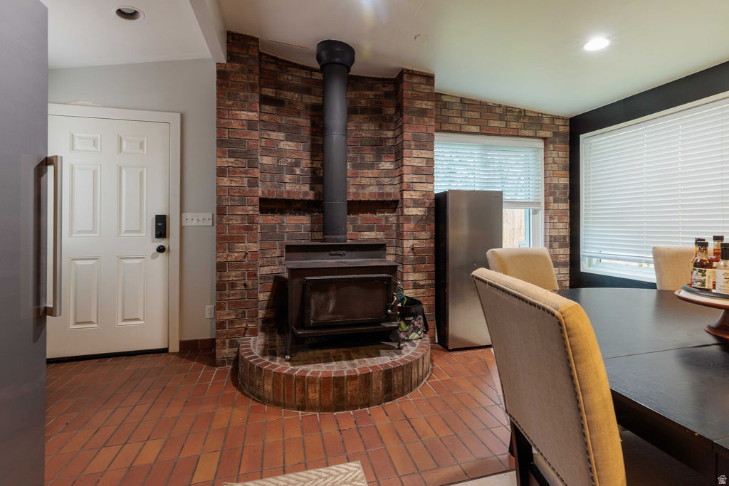 BETWEEN 5TH & 6TH AVE - Residential