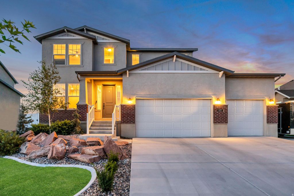 Photo of 622 W LAFAYETTE ST, Stansbury Park, UT 84074 (MLS # 2145599)