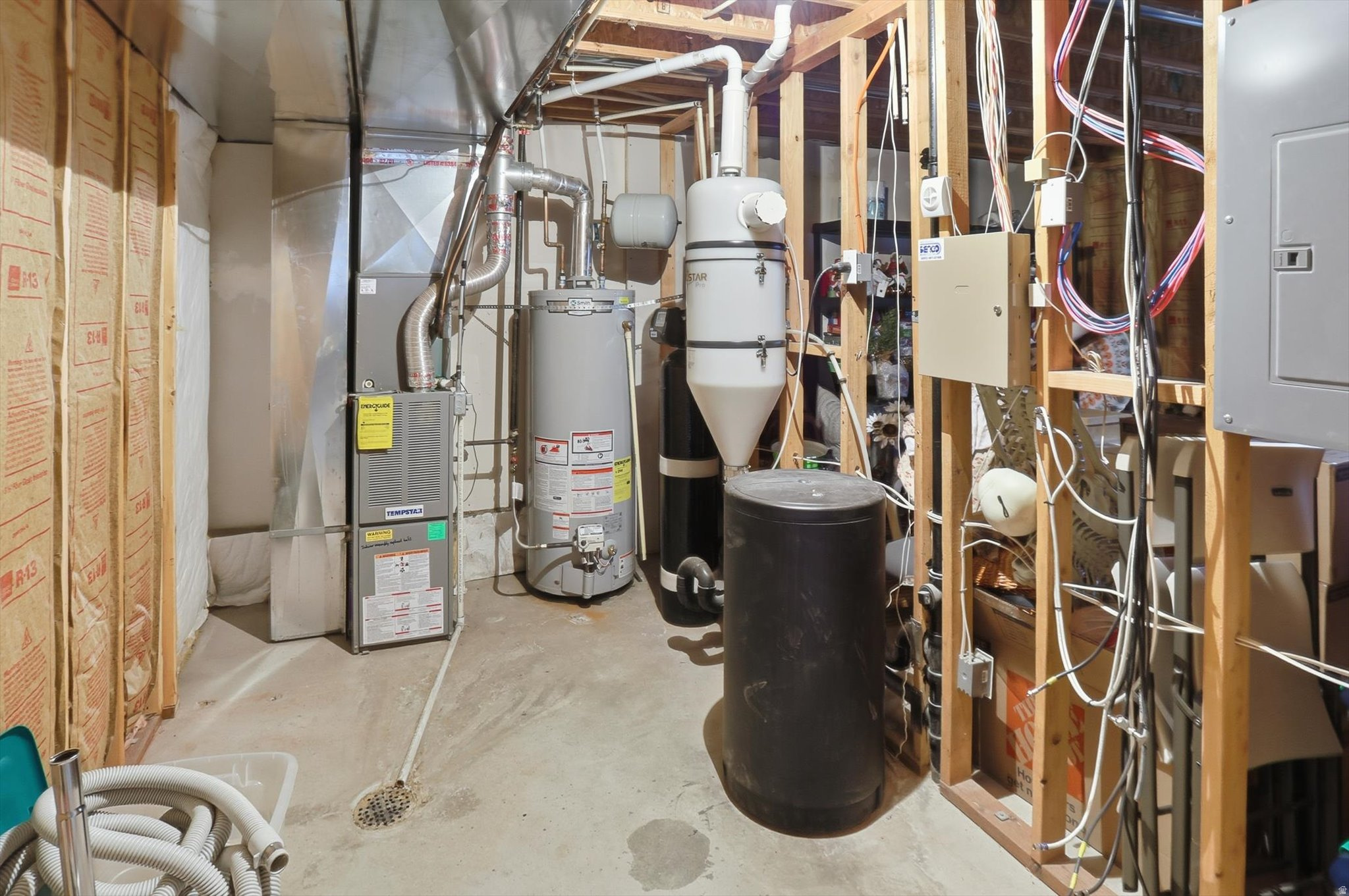 CLEARWATER COVE - Residential