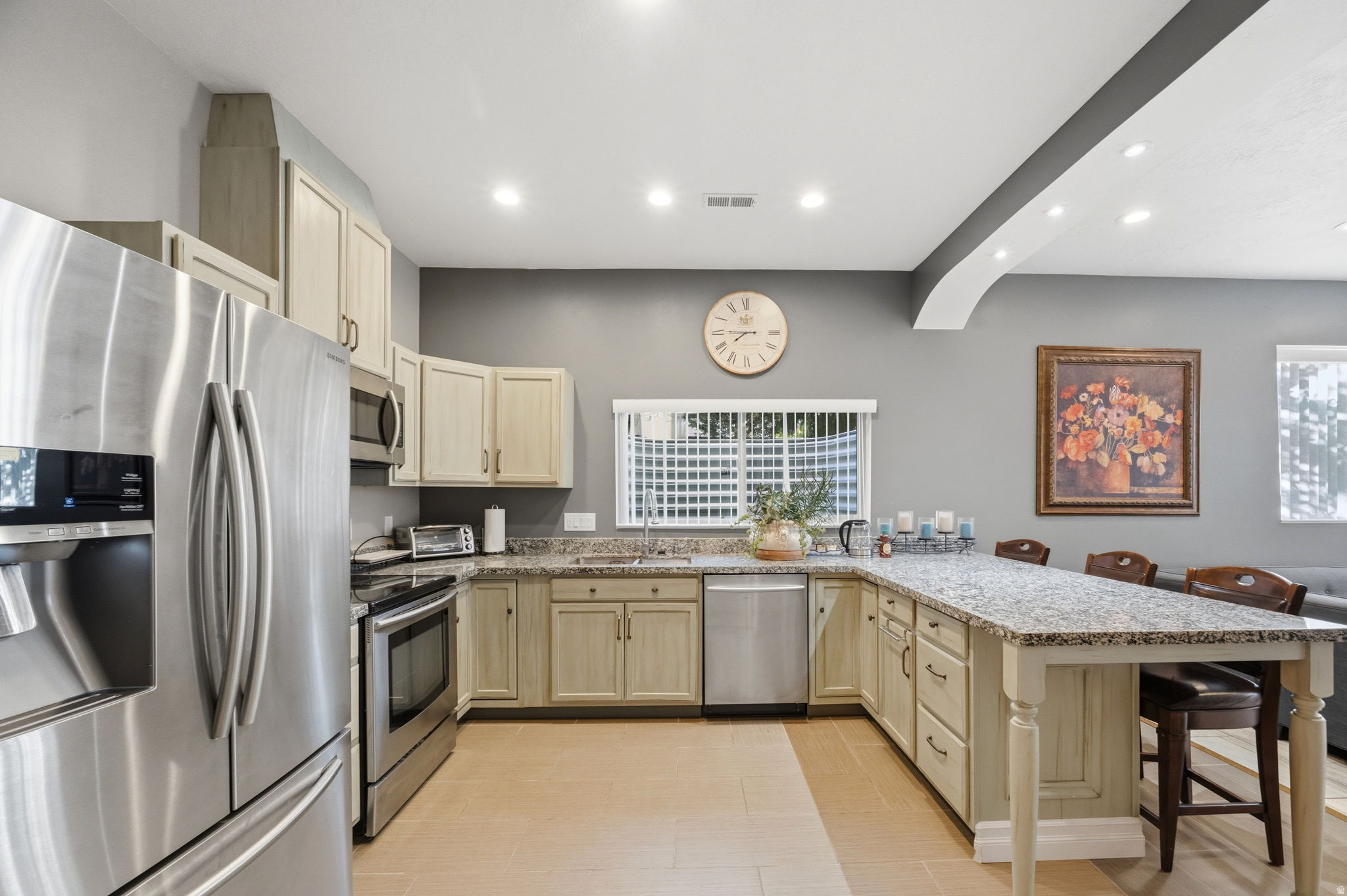 SOUTH MOUNTAIN - Residential