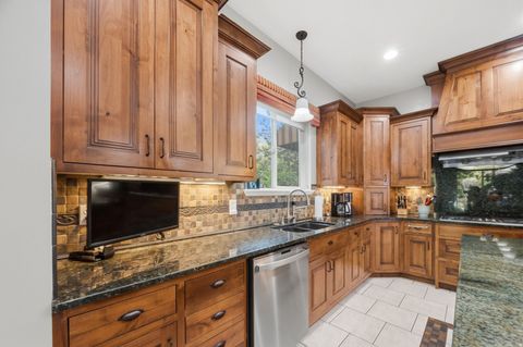 Tiny photo for 14116 S TIMBER RIDGE DR, Draper, UT 84020 (MLS # 2149075)