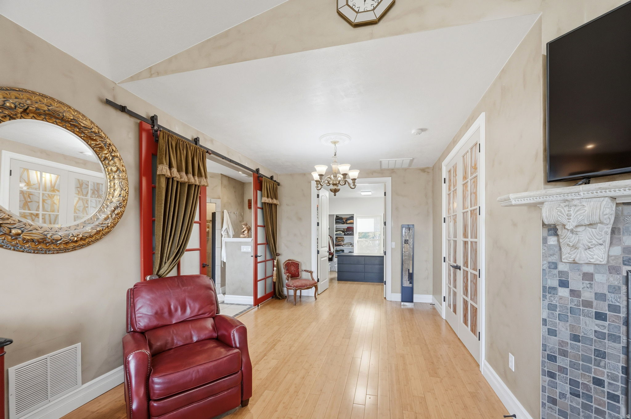 SOUTH MOUNTAIN - Residential