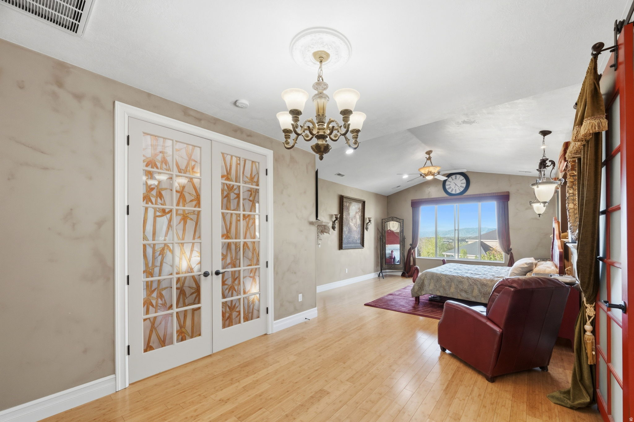 SOUTH MOUNTAIN - Residential