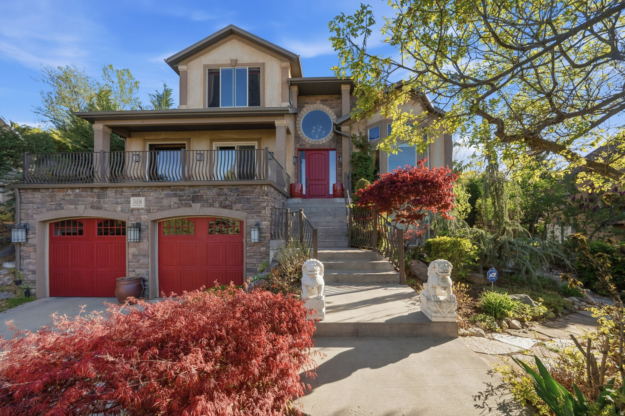 SOUTH MOUNTAIN - Residential