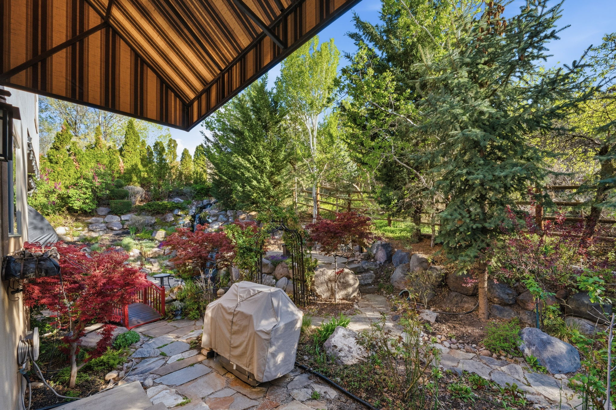 SOUTH MOUNTAIN - Residential