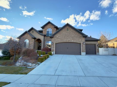 Photo of 2139 N BANBURY CT, Lehi, UT 84043 (MLS # 2129412)