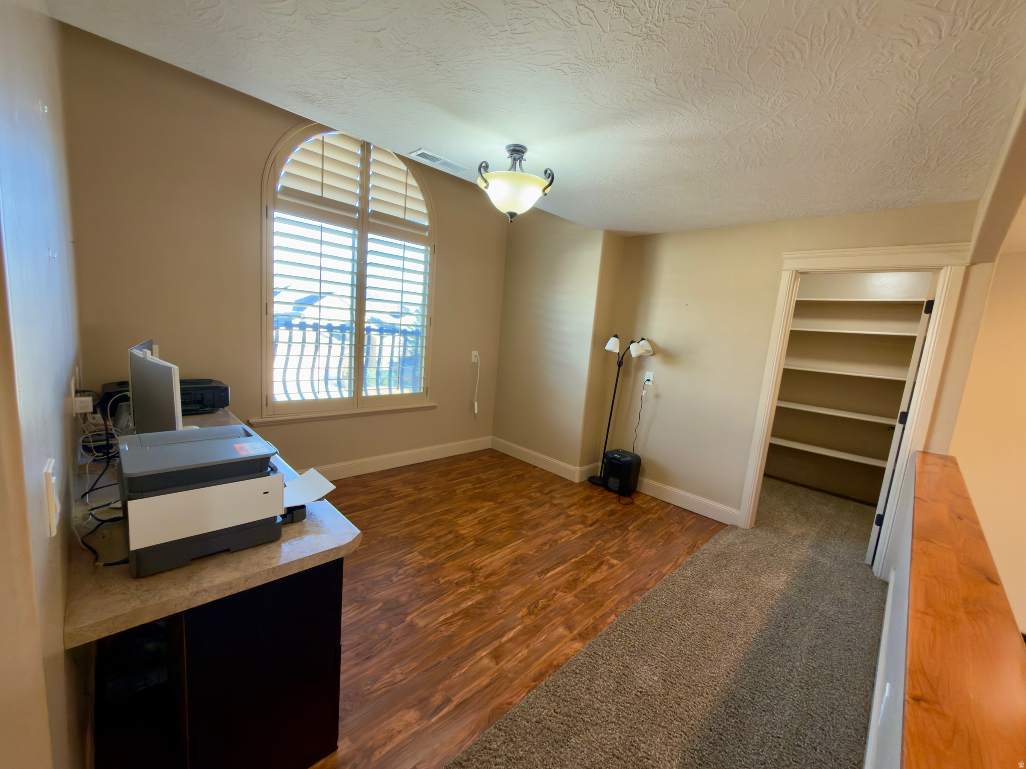 BANBURY COURT - Residential