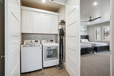 Tiny photo for 10005 N MEER CIR, Heber City, UT 84032 (MLS # 2120582)