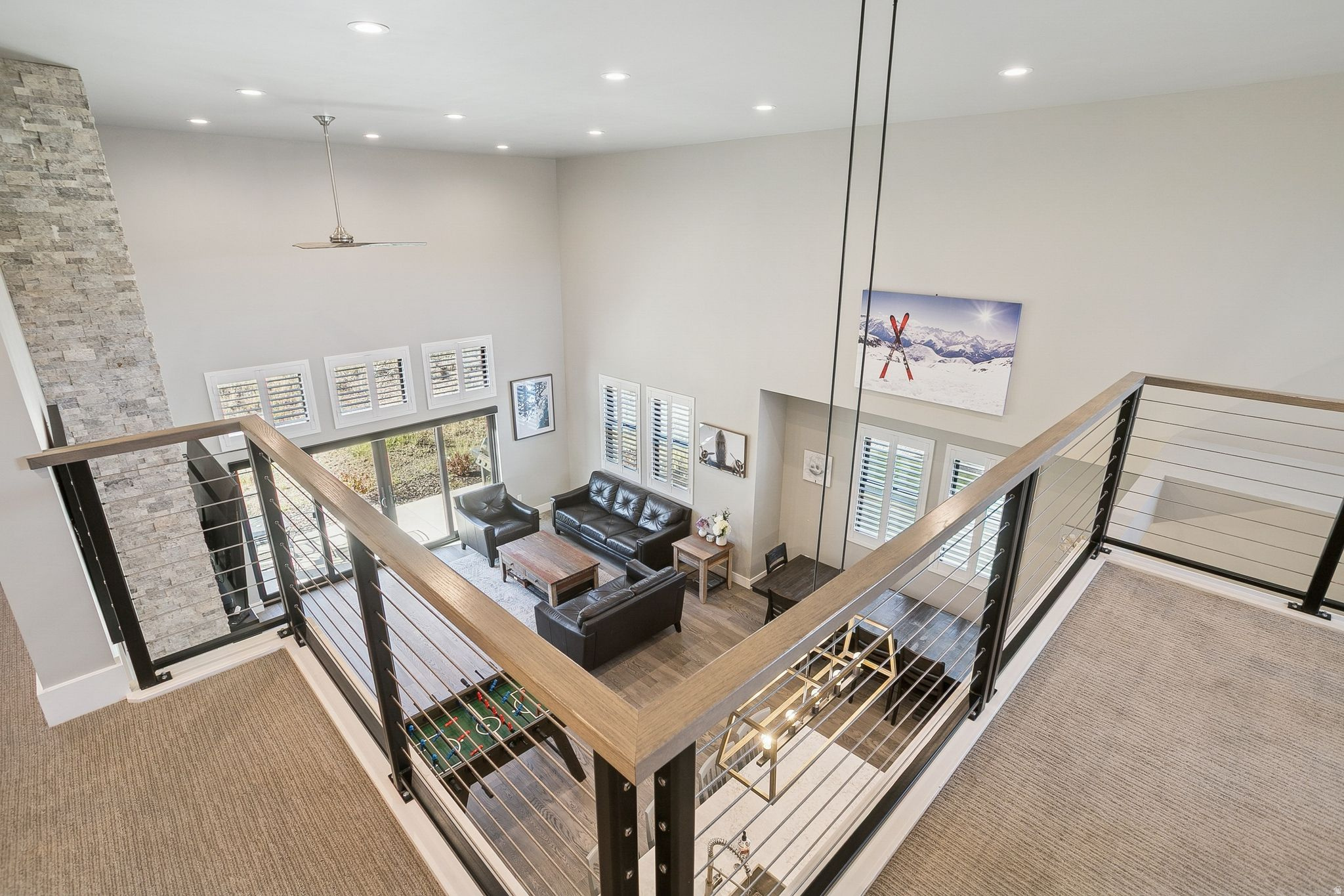 MAYFLOWER LAKESIDE - Residential