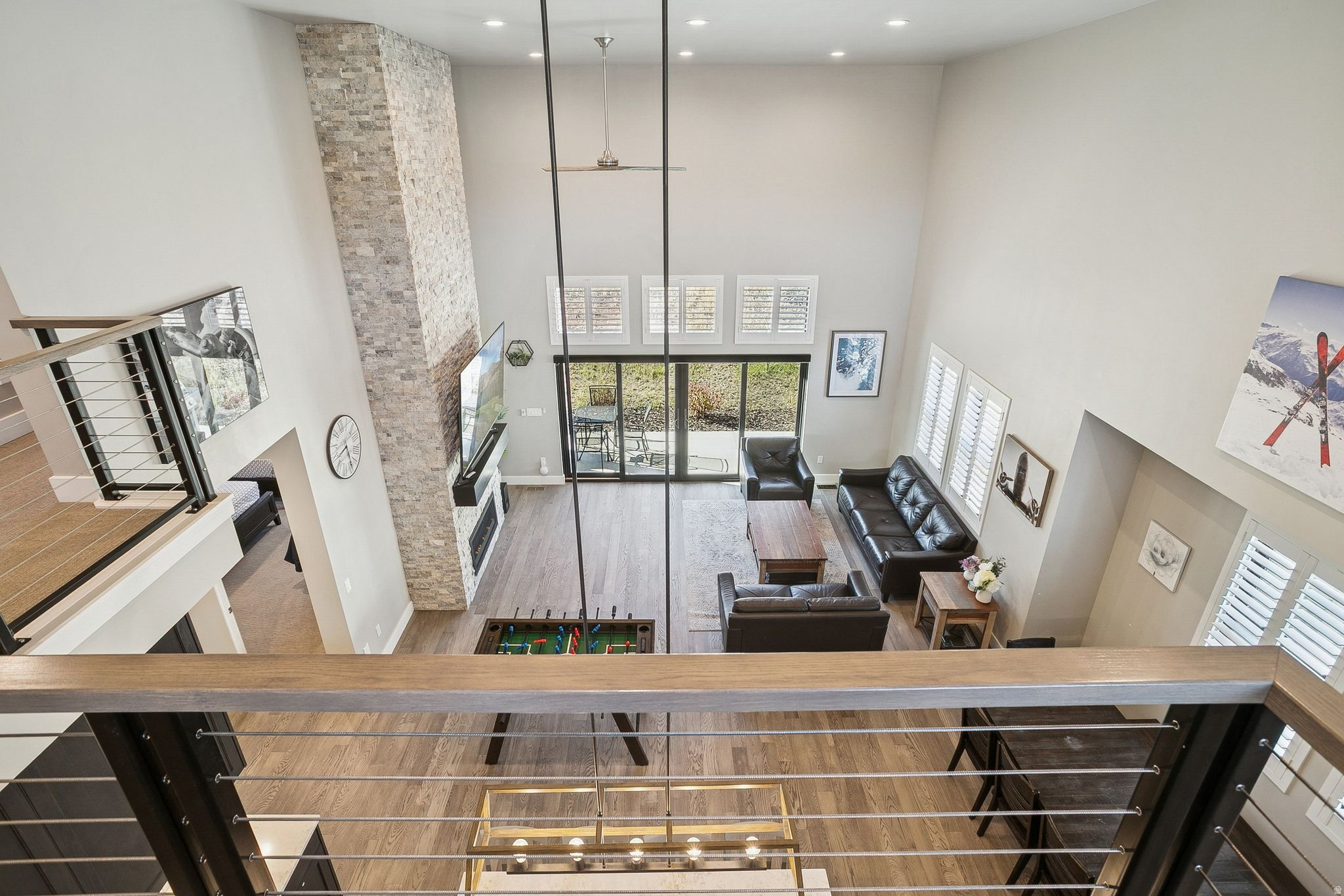 MAYFLOWER LAKESIDE - Residential