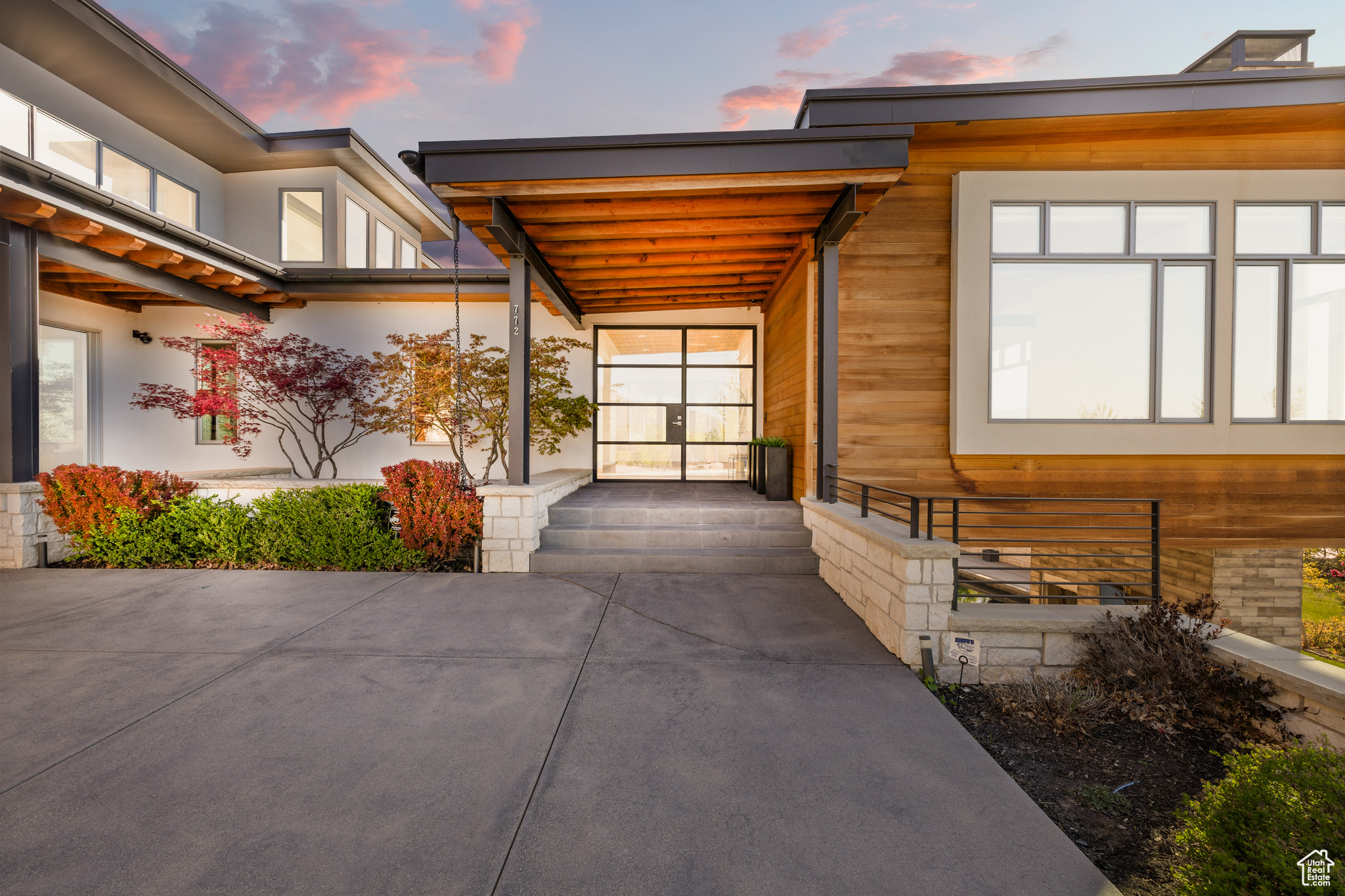 SUMMIT CREEK - Residential