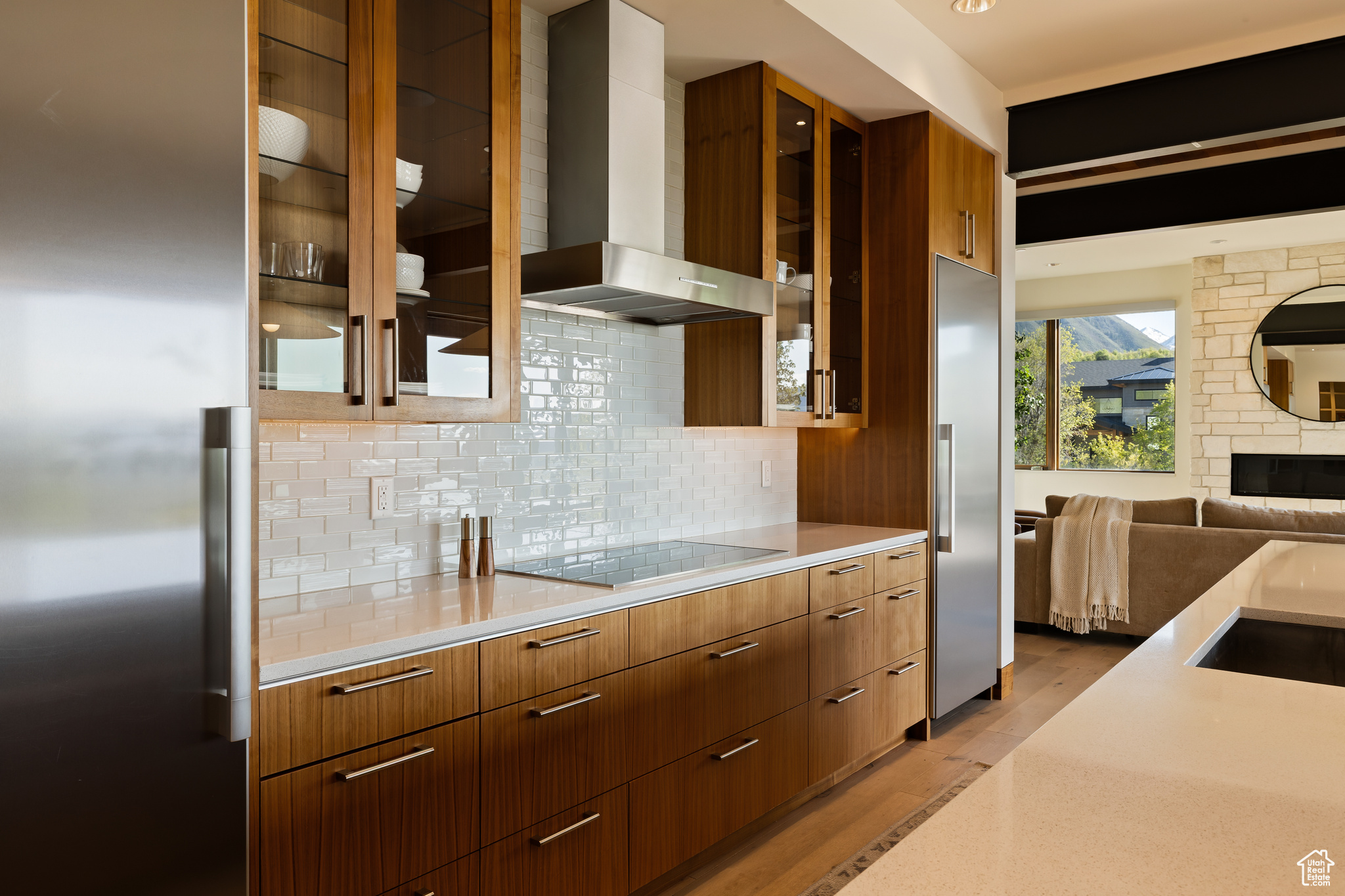 SUMMIT CREEK - Residential