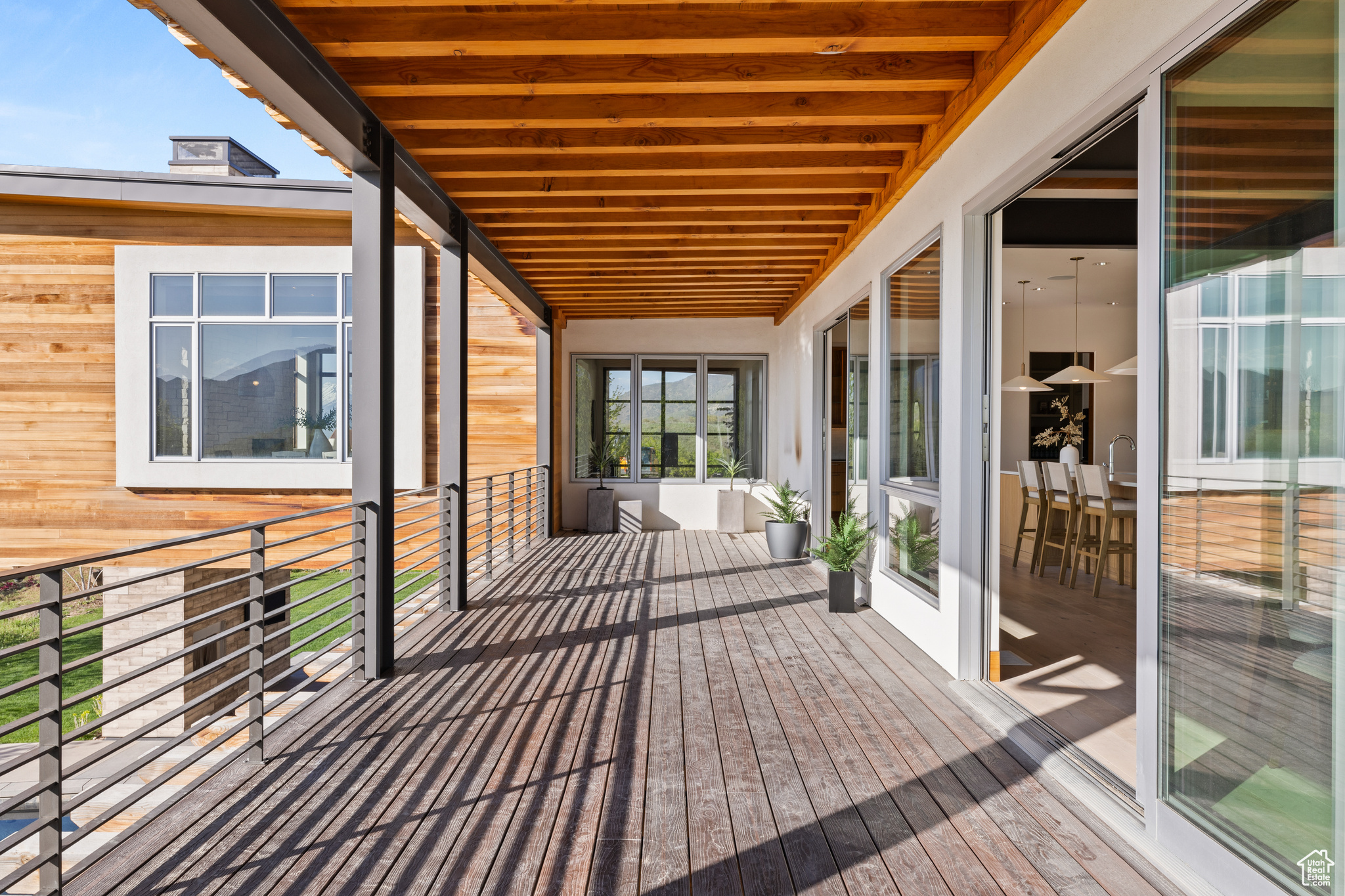 SUMMIT CREEK - Residential