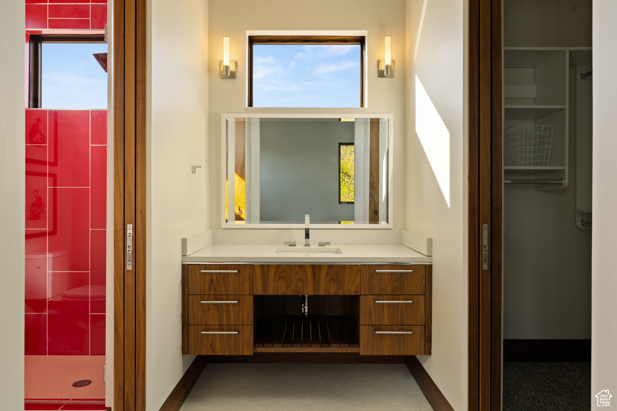 SUMMIT CREEK - Residential