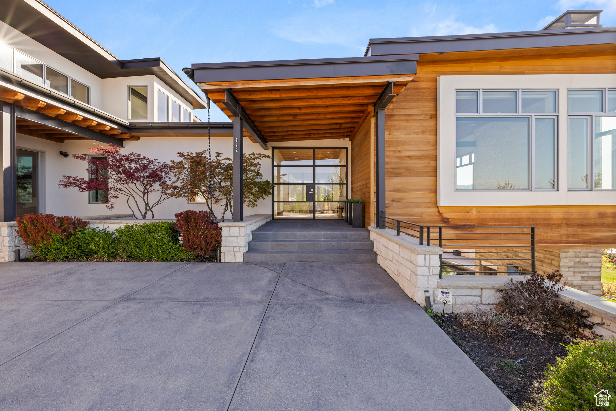 SUMMIT CREEK - Residential