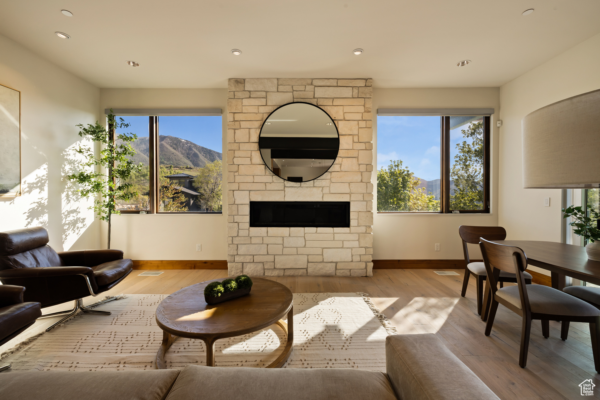 SUMMIT CREEK - Residential