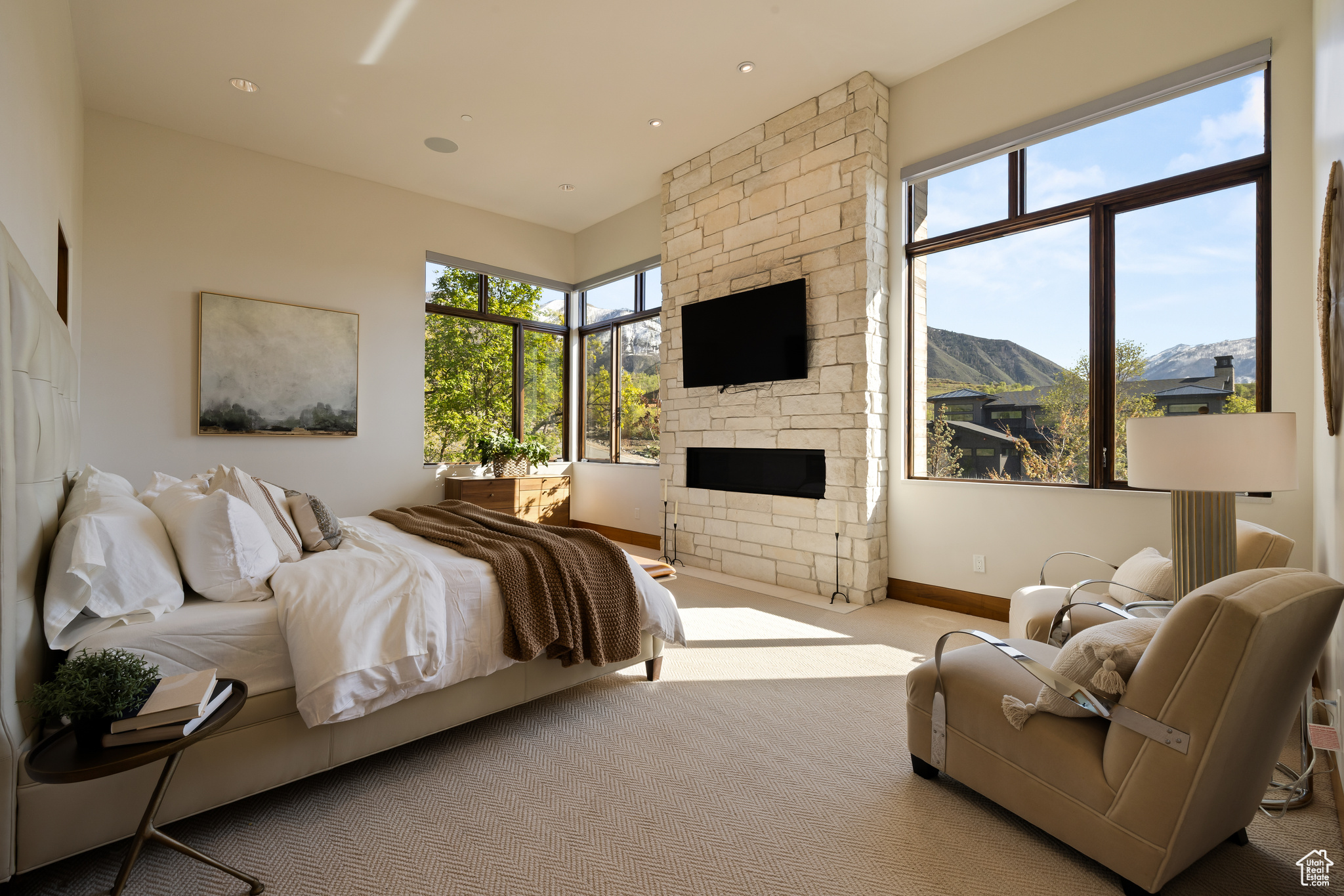 SUMMIT CREEK - Residential