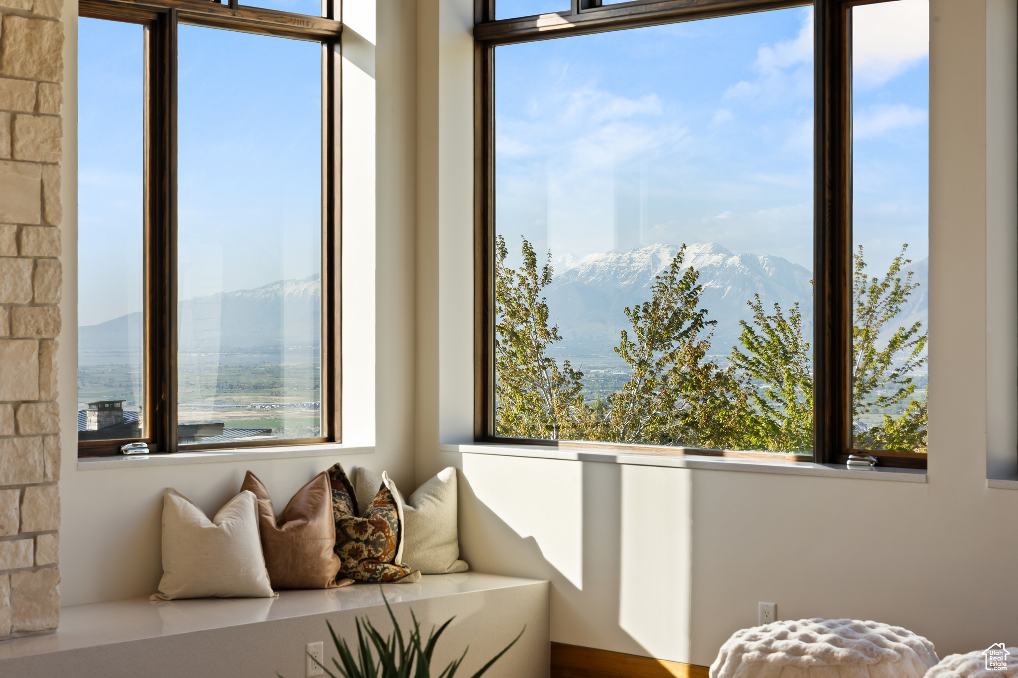 SUMMIT CREEK - Residential