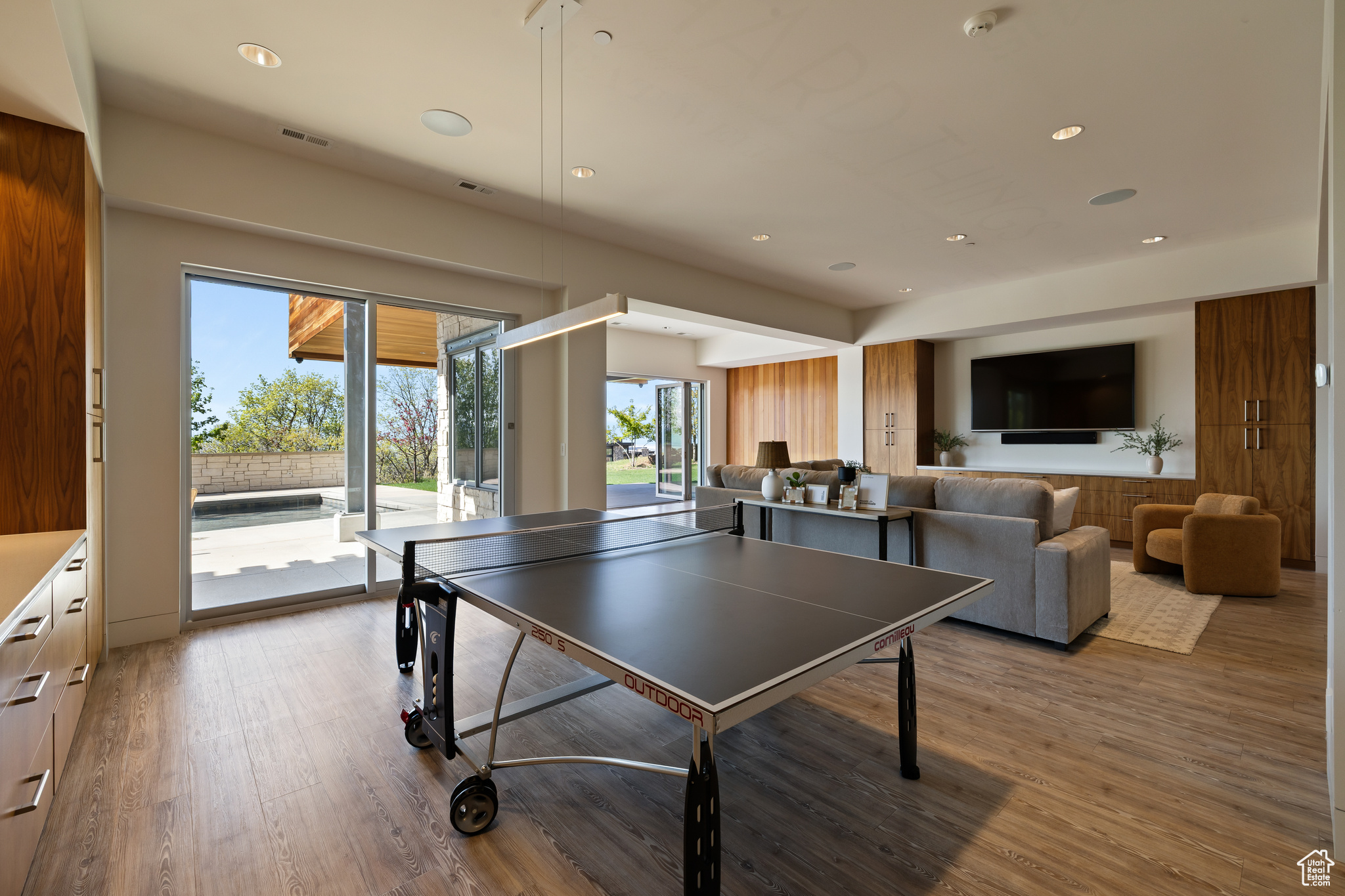 SUMMIT CREEK - Residential