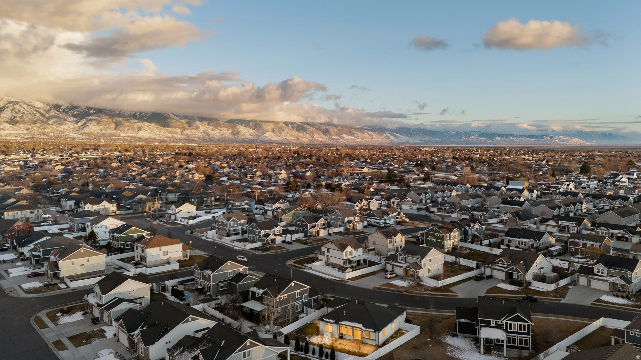 TIVOLI GARDENS PHASE - Residential