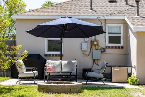 Tiny photo for 471 E 3700 S, South Salt Lake, UT 84115 (MLS # 2156042)